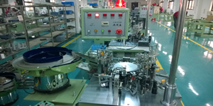 阿特瑞奇變頻器AR60變頻器在電容組立機(jī)上的應(yīng)用